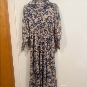 Stunning Floral Maxi Dress with Elastic Waist Size Small Boemo Dress